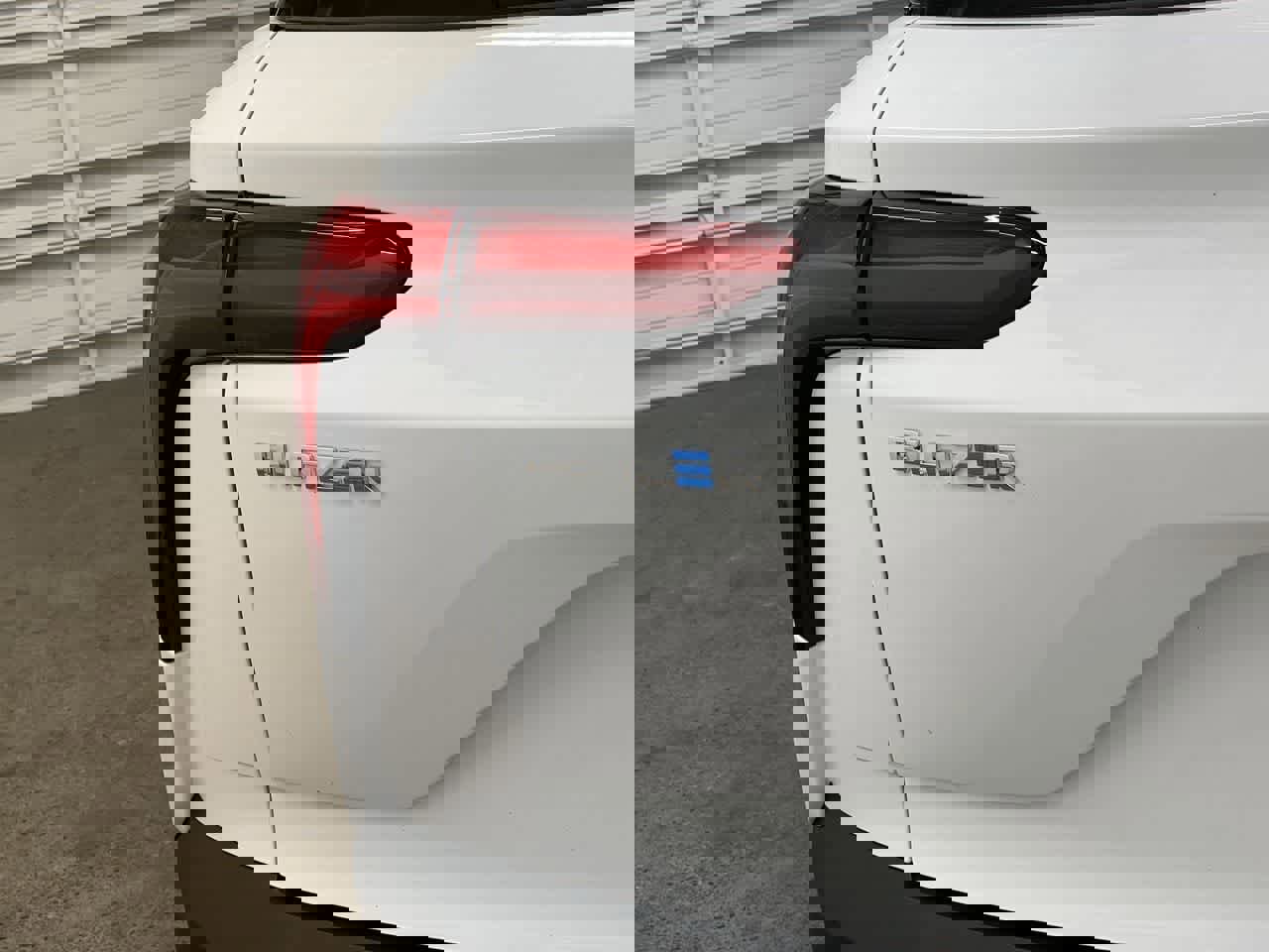 Used 2024 Chevrolet Blazer EV LT AWD/4WD image 10