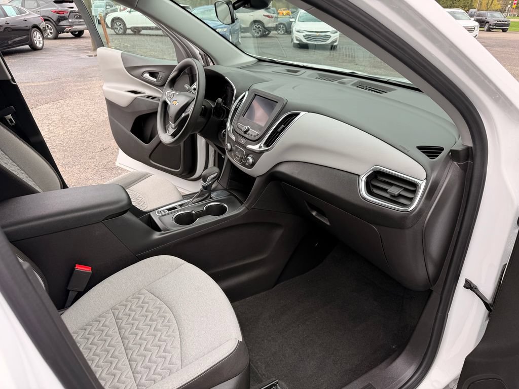 Used 2024 Chevrolet Equinox LS w/ LPO, Floor Liner Package FWD image 30