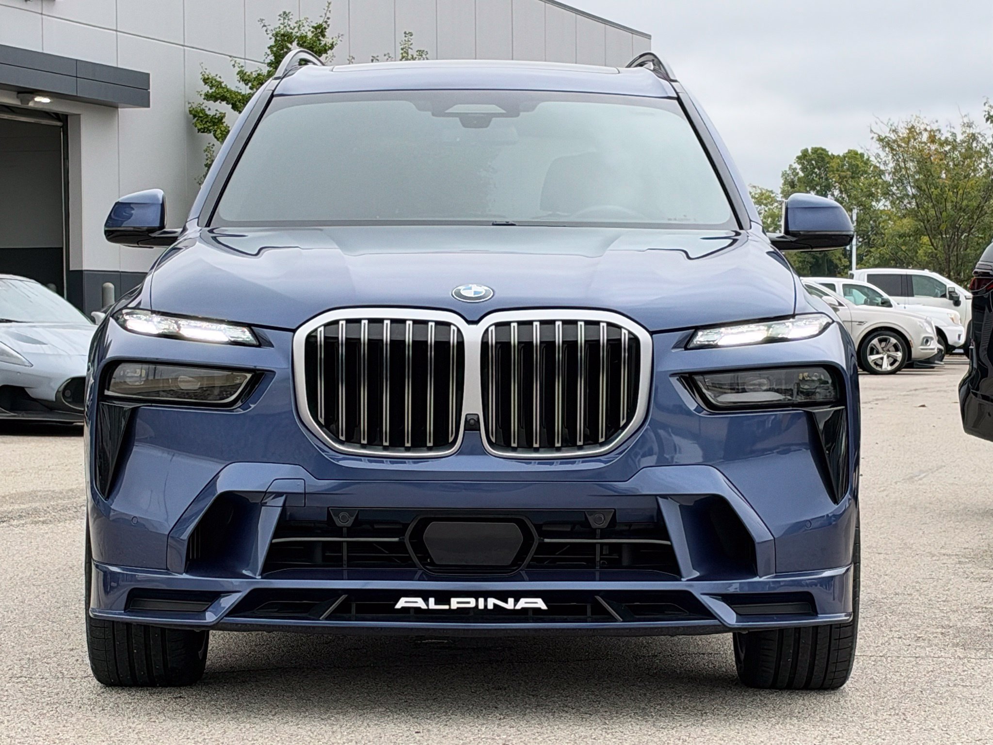 Used 2025 BMW ALPINA XB7 AWD/4WD image 5