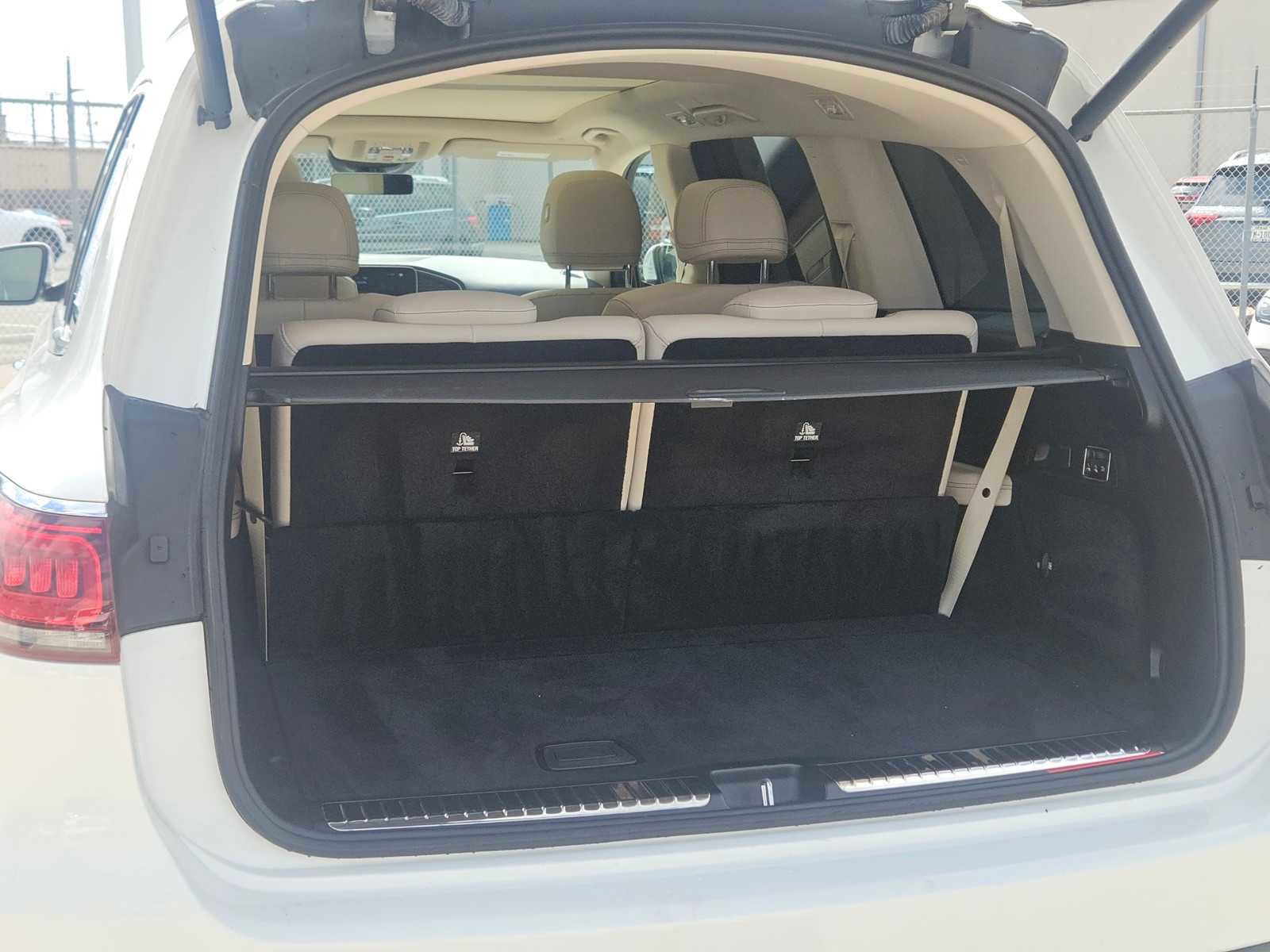 Used 2021 Mercedes-Benz GLS 450 4MATIC image 12