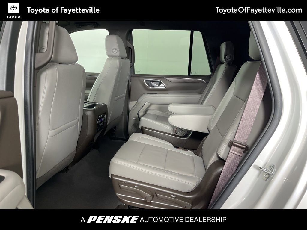 Used 2022 Chevrolet Tahoe Z71 w/ Luxury Package AWD/4WD image 24