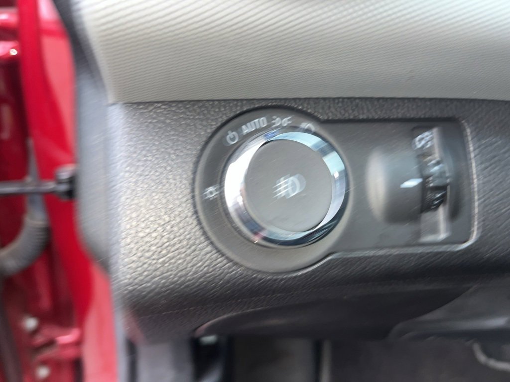 Used 2013 Chevrolet Sonic LTZ image 23