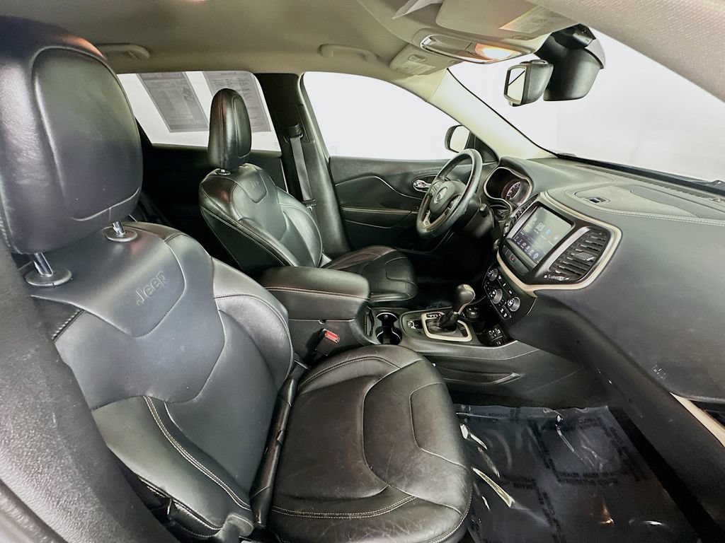 Used 2014 Jeep Cherokee Limited AWD/4WD image 34