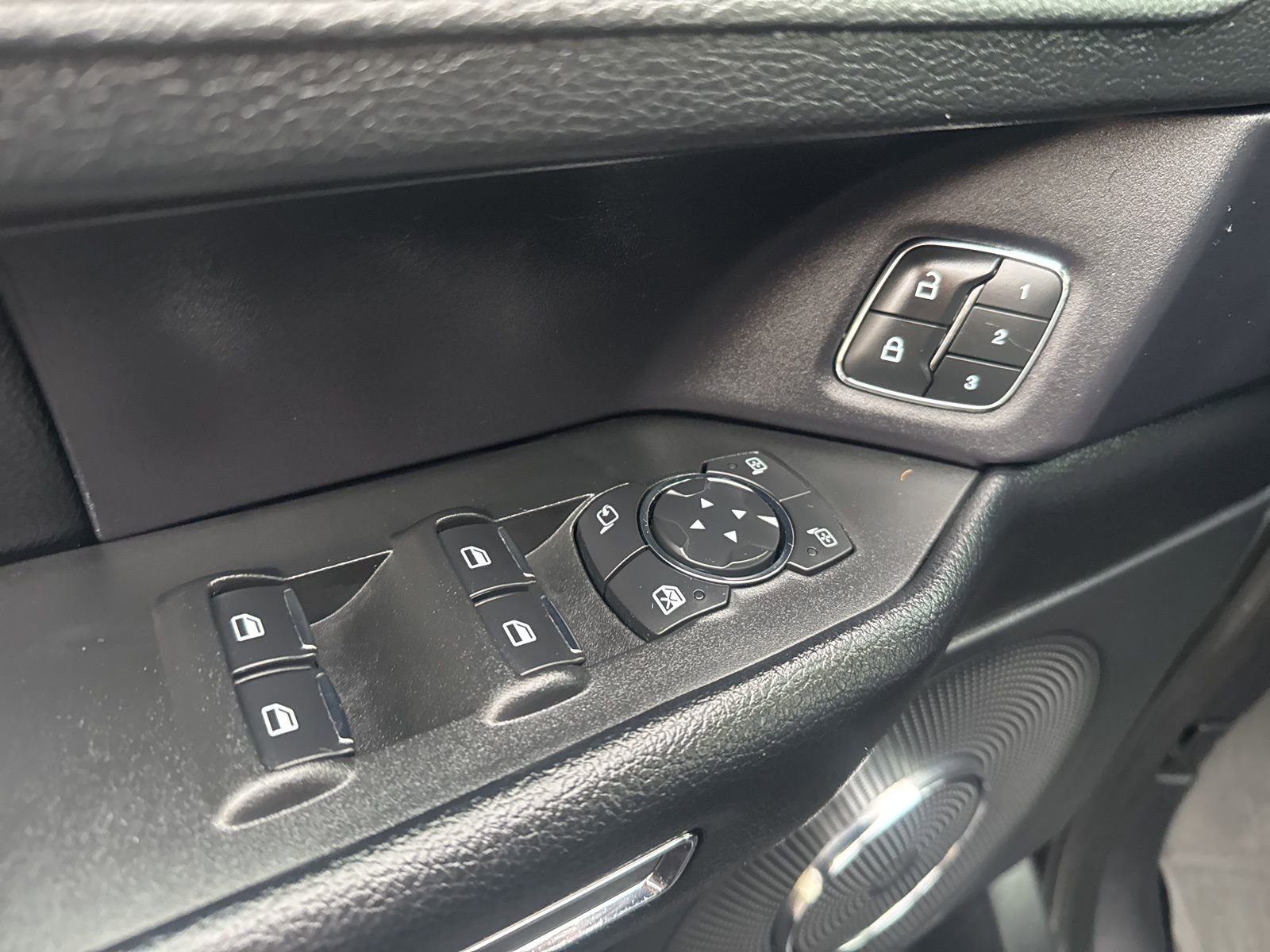 Used 2020 Ford Expedition XLT w/ Equipment Group 202A image 23