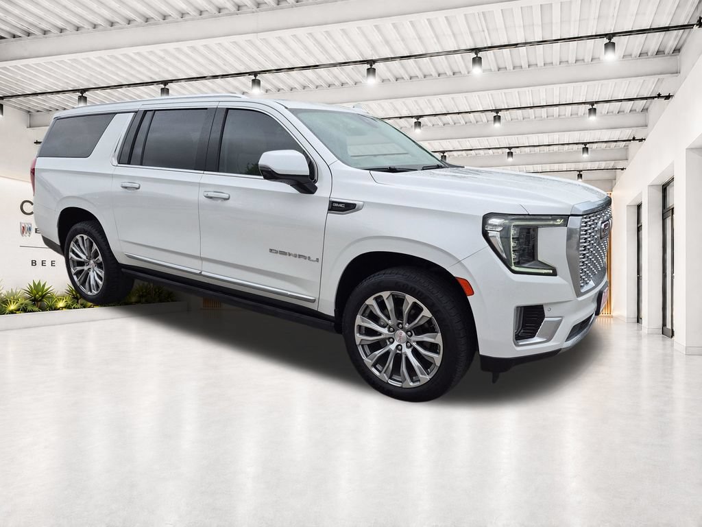 Used 2021 GMC Yukon XL Denali w/ Denali Premium Package