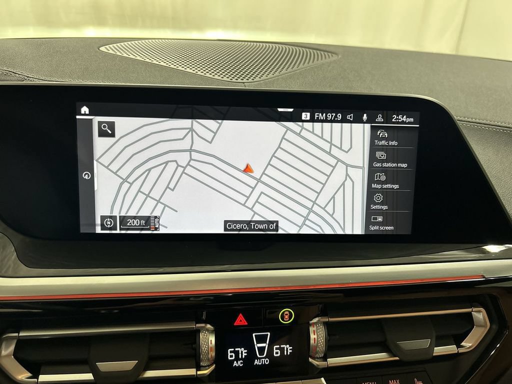 Used 2025 BMW Z4 M40i w/ Edition RWD image 16
