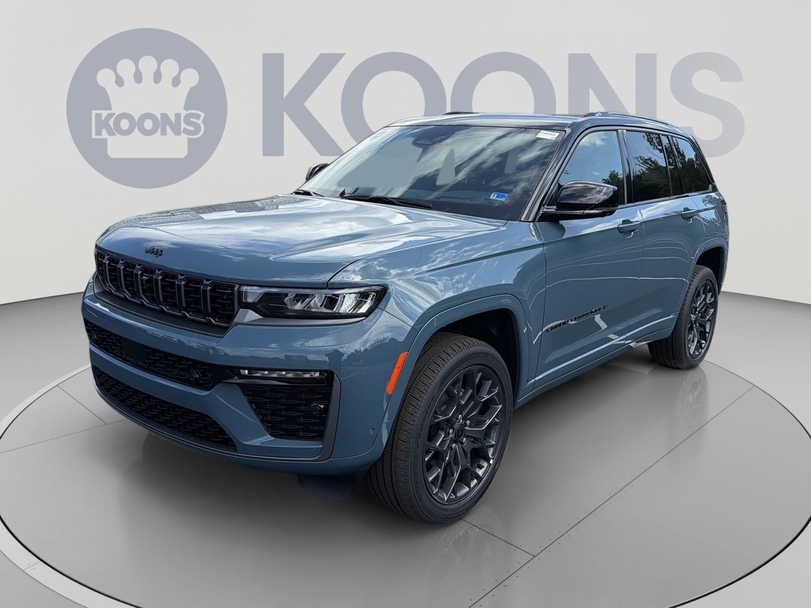 New 2027 Jeep Grand Cherokee Summit w/ Adv Protech Group IV AWD/4WD image 1
