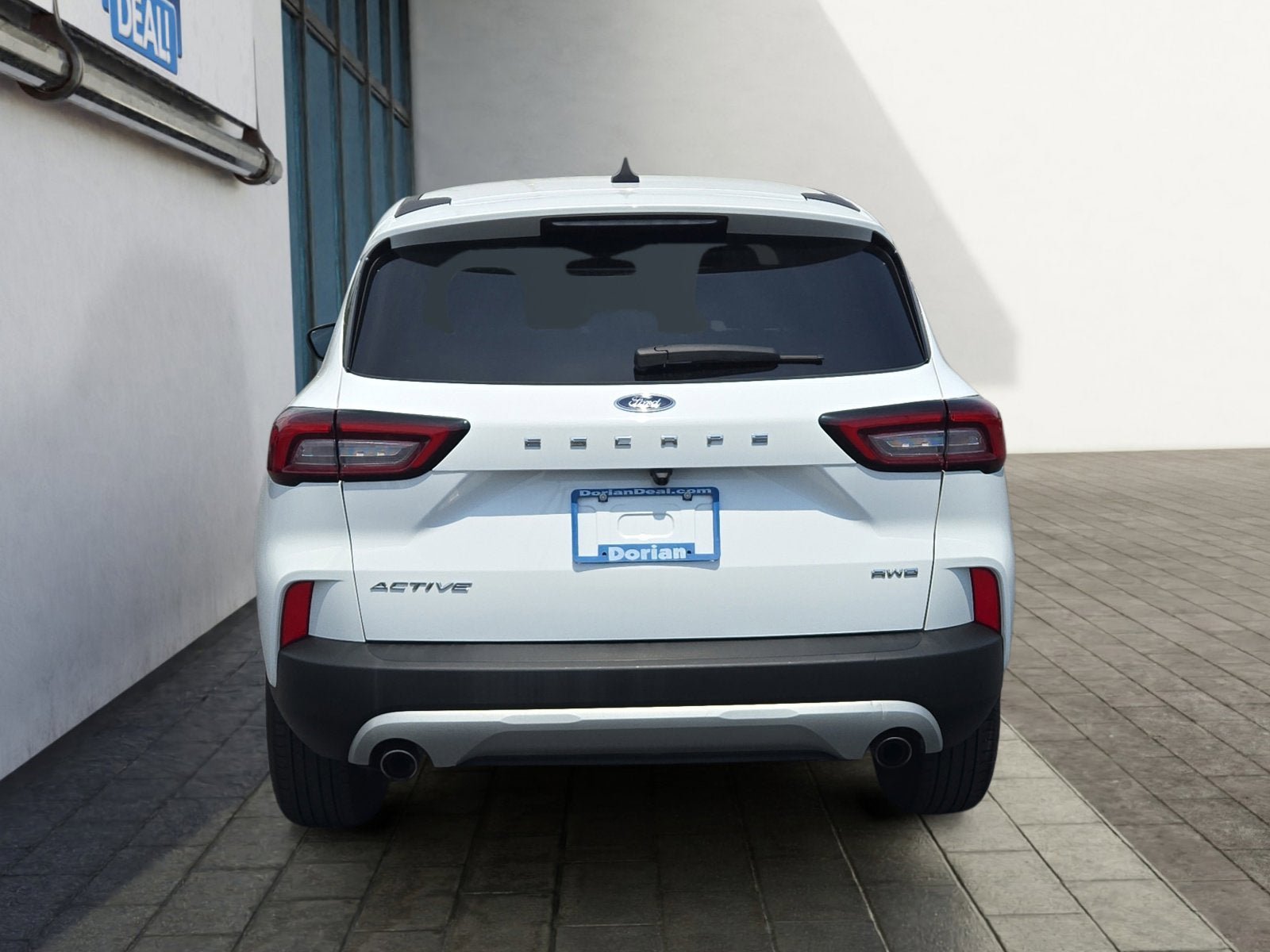 Used 2023 Ford Escape Active AWD/4WD image 4