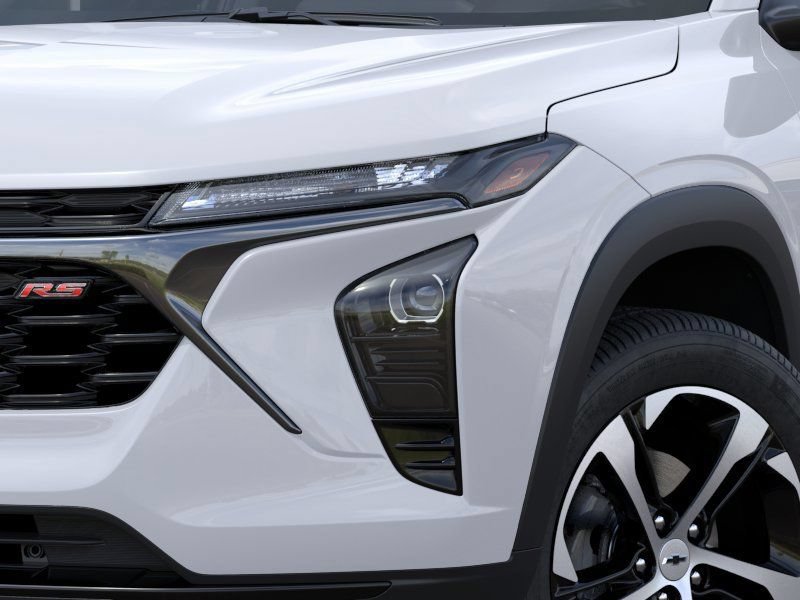 New 2026 Chevrolet Trax RS w/ Sunroof Package FWD image 10