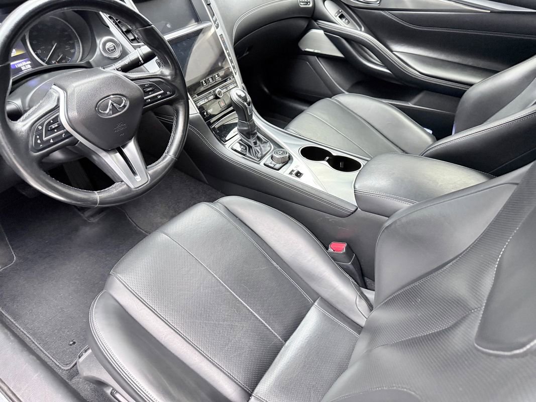 Used 2018 INFINITI Q60 3.0t Luxe w/ Sensory Package 3.0T Luxe image 9