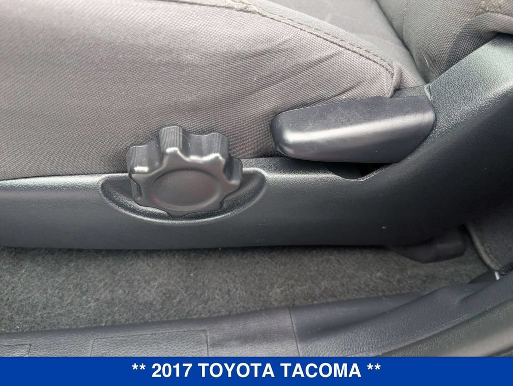 Used 2017 Toyota Tacoma TRD Off-Road AWD/4WD image 14