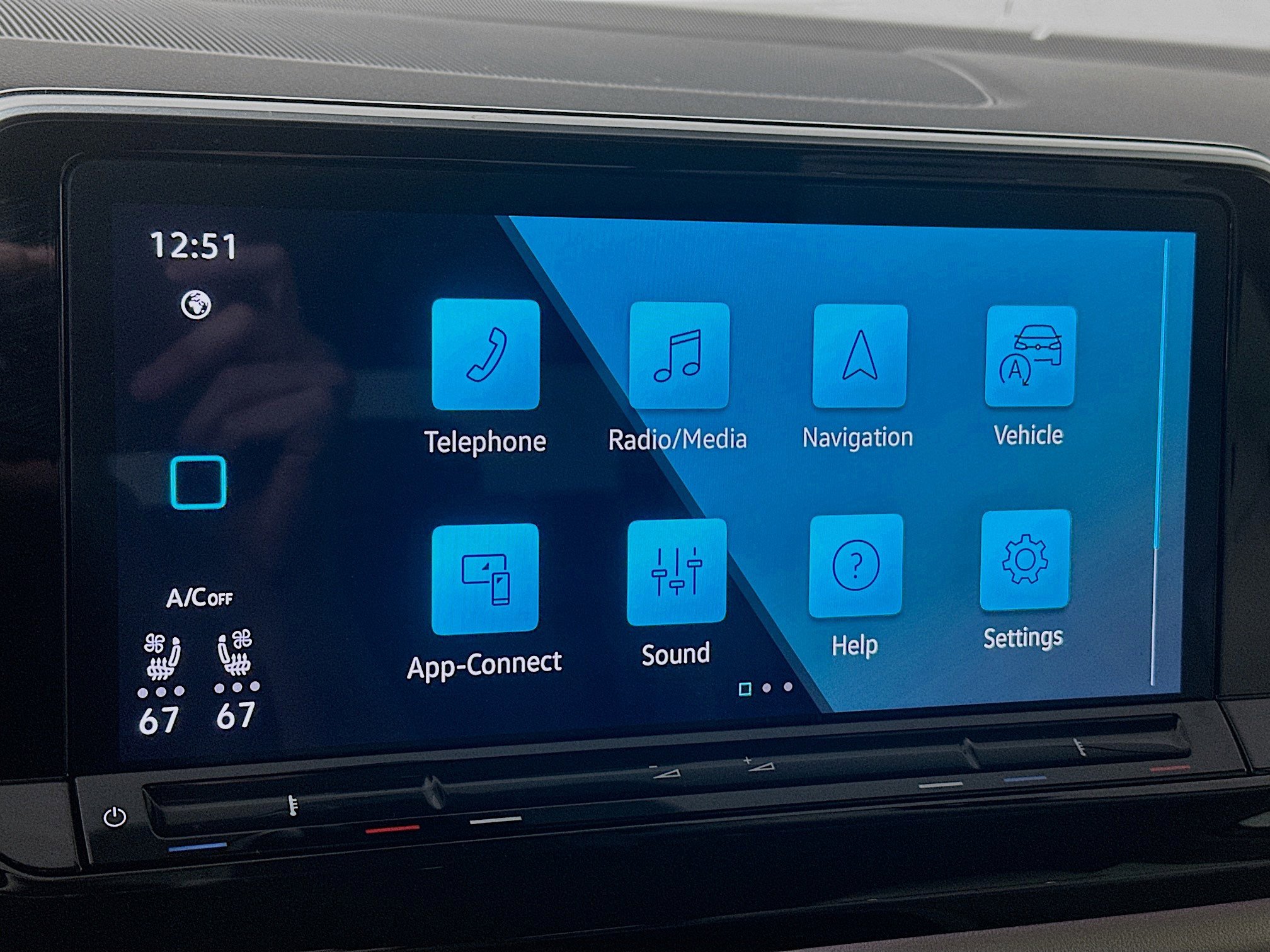 Certified 2025 Volkswagen Atlas SEL Premium R-Line image 15