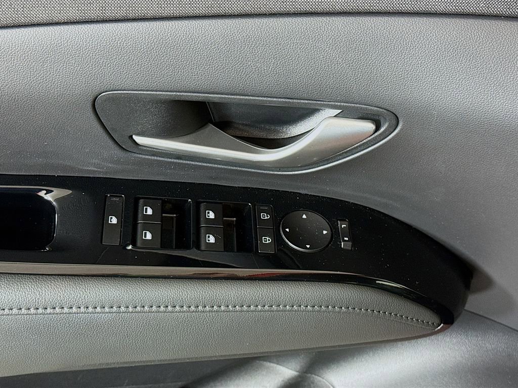 Certified 2025 Hyundai Santa Cruz XRT AWD/4WD image 24