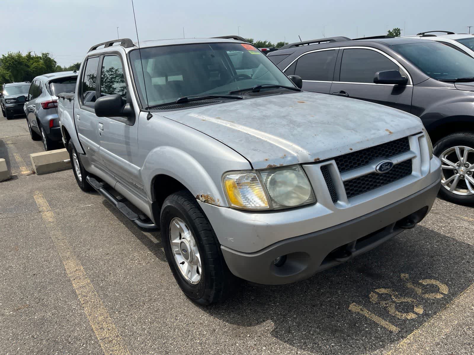 Used 2001 Ford Explorer Sport Trac 4x4 image 23