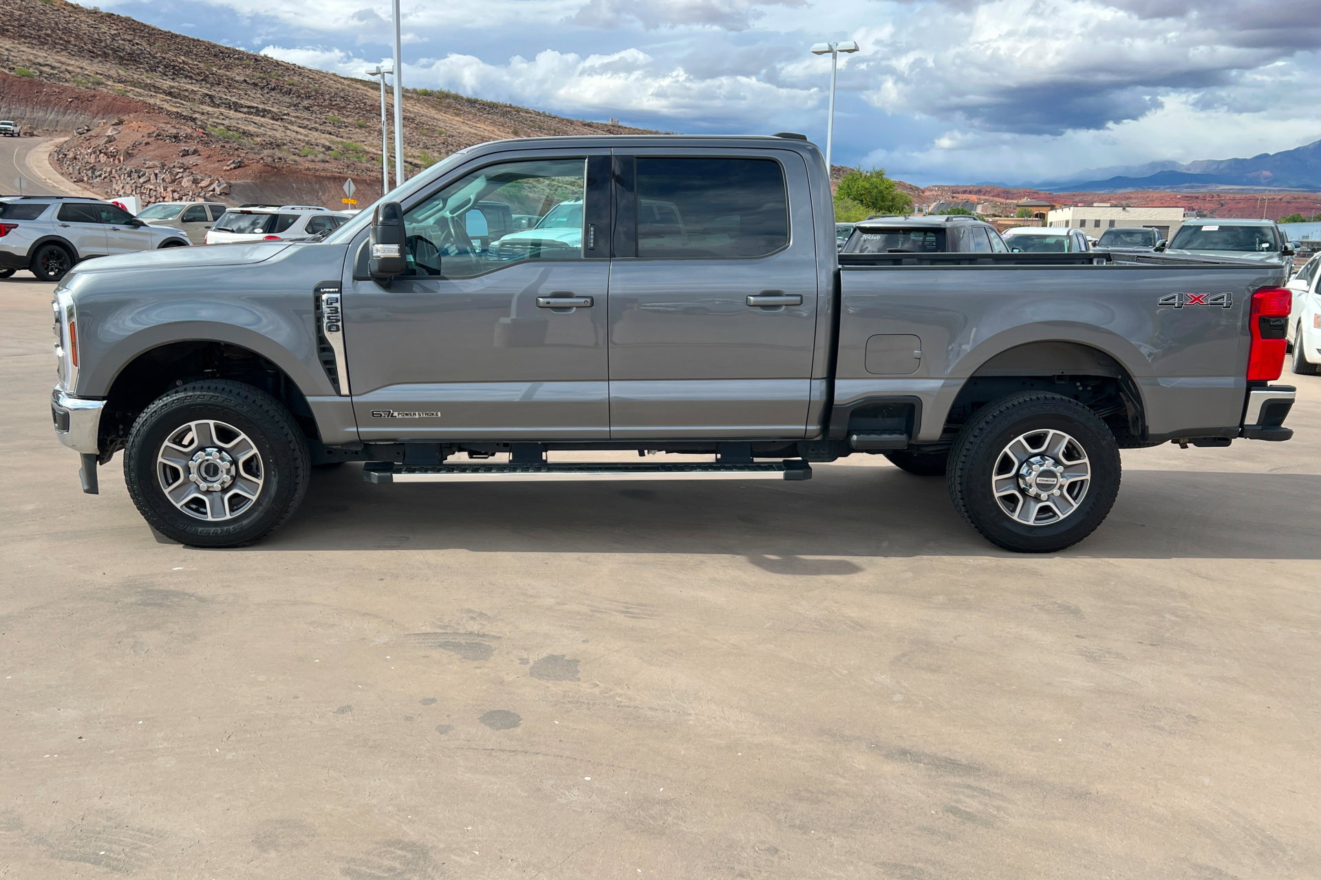 Used 2024 Ford F350 Lariat AWD/4WD image 2