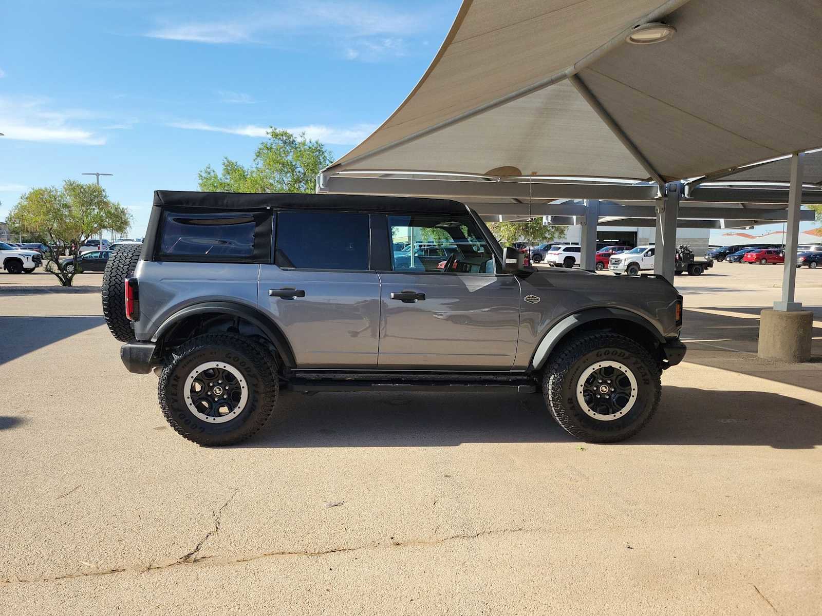 Used 2024 Ford Bronco Wildtrak AWD/4WD image 9