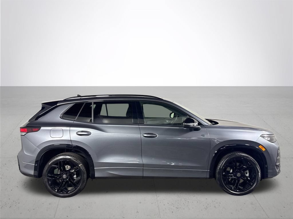 New 2026 Volkswagen Tiguan SE R-Line AWD/4WD image 5