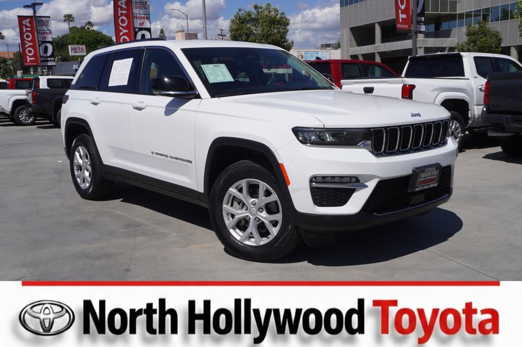 Used 2023 Jeep Grand Cherokee Limited image 1