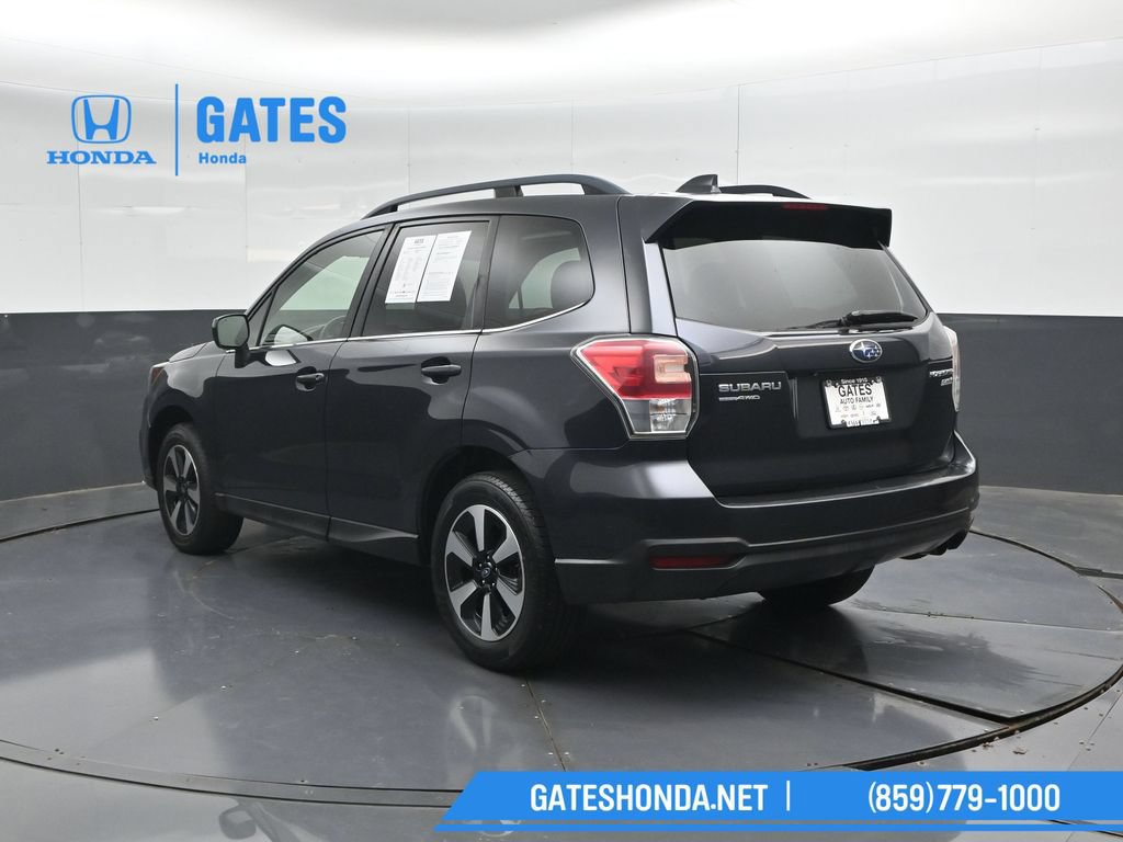 Used 2017 Subaru Forester 2.5i Limited AWD/4WD image 8