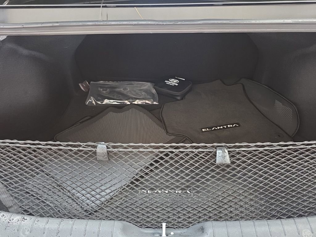 Certified 2025 Hyundai Elantra Sport image 13