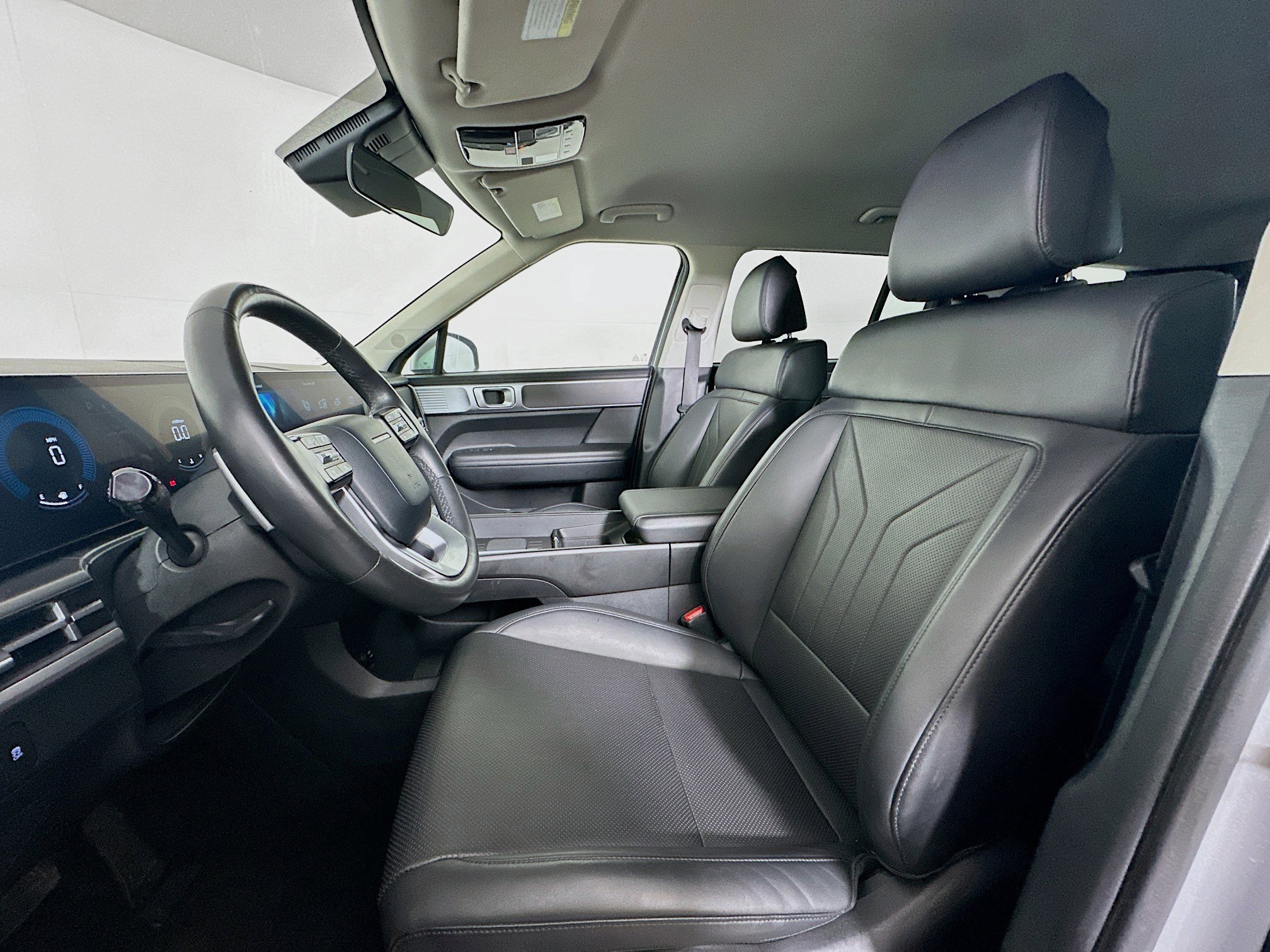 Used 2024 Hyundai Santa Fe SEL image 13