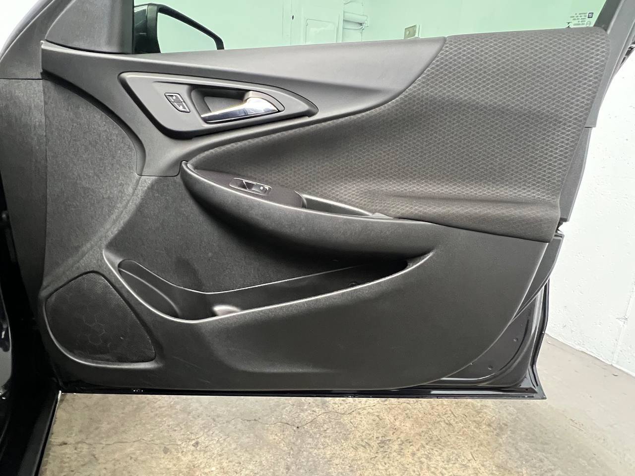 Used 2022 Chevrolet Malibu LS FWD image 13