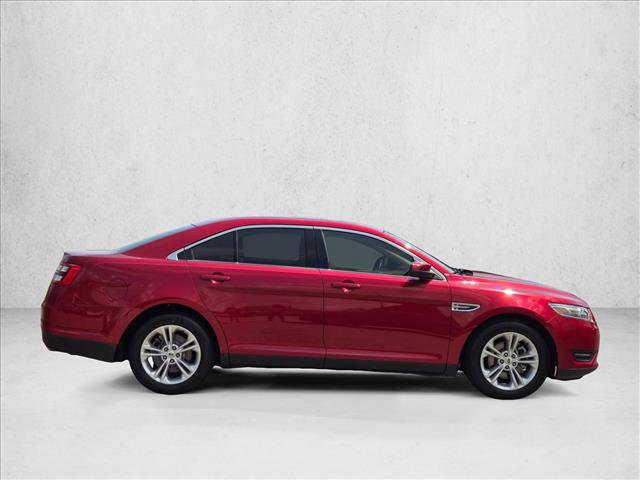Used 2013 Ford Taurus SEL image 4