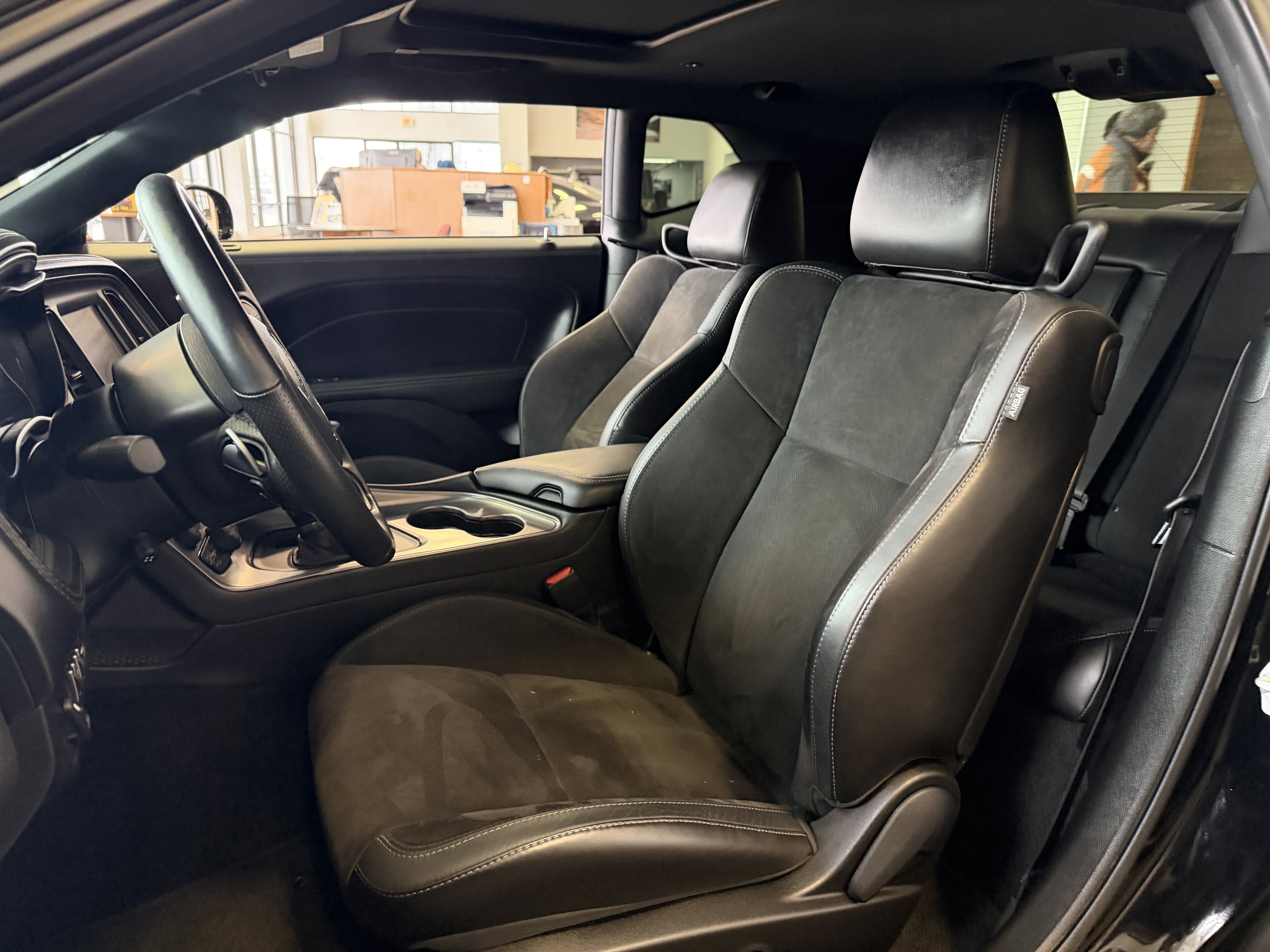 Used 2023 Dodge Challenger R/T w/ Plus Package image 26