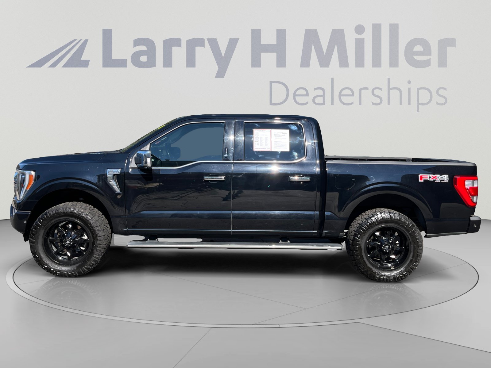 Used 2023 Ford F150 Platinum w/ FX4 Off-Road Package AWD/4WD image 2