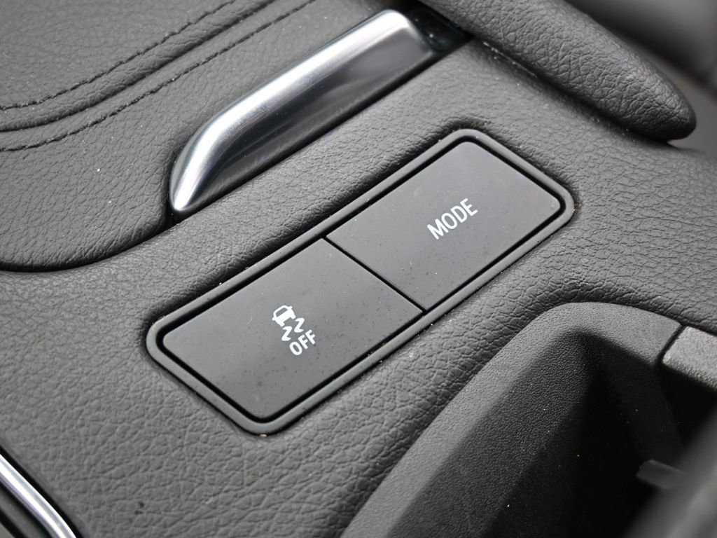 Used 2024 Cadillac XT6 Luxury image 29