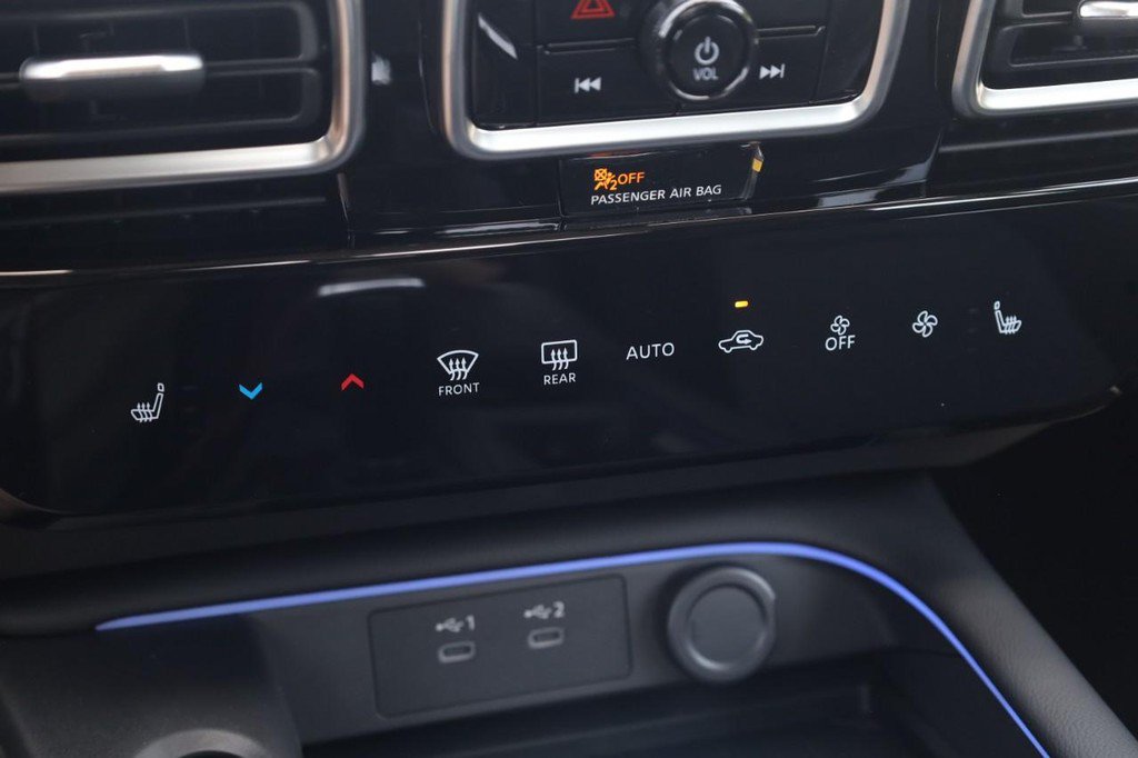 New 2026 Nissan Sentra SV w/ SV Convenience Package FWD image 16