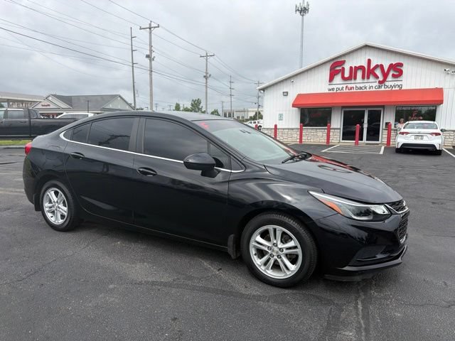 Used 2018 Chevrolet Cruze LT w/ Convenience Package