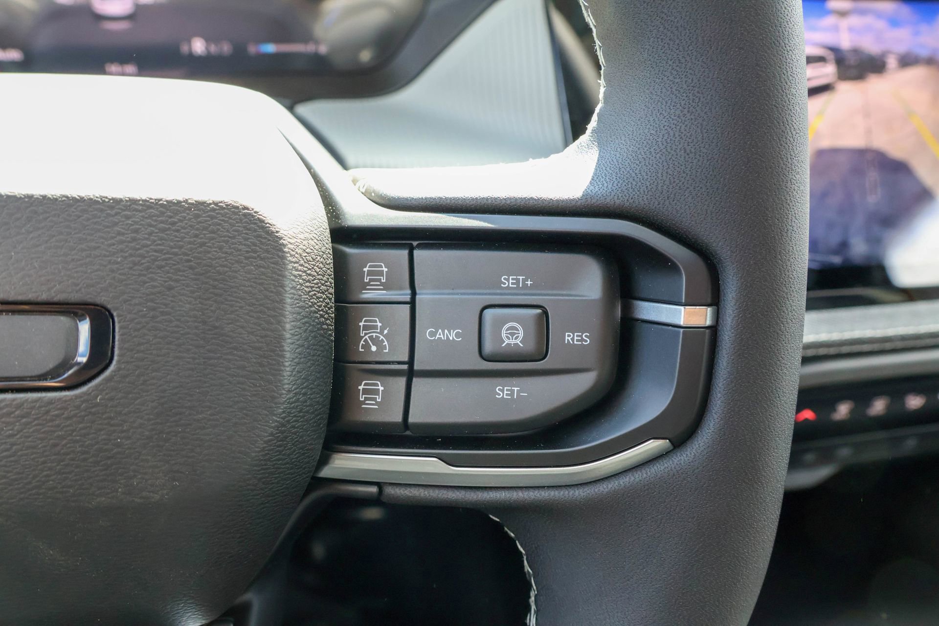 New 2026 Jeep Cherokee Laredo AWD/4WD image 25