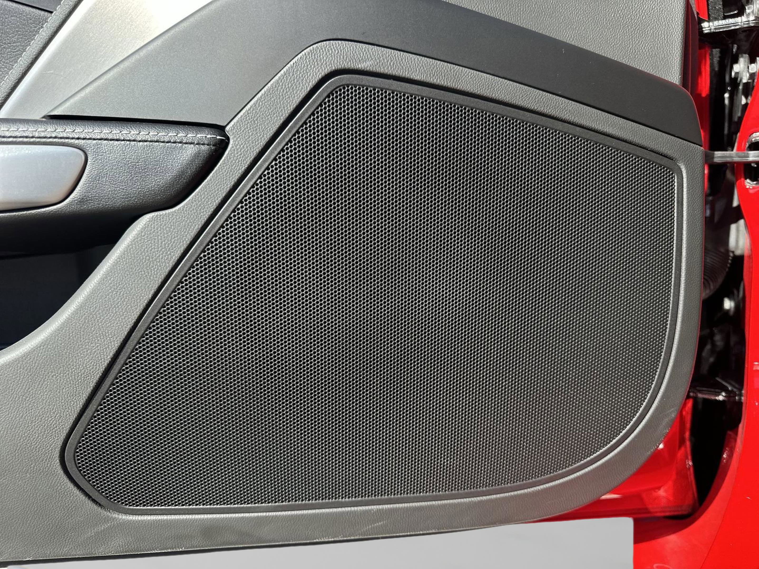 Used 2019 Chevrolet Corvette Stingray Coupe w/ 2LT Preferred Equipment Group image 27