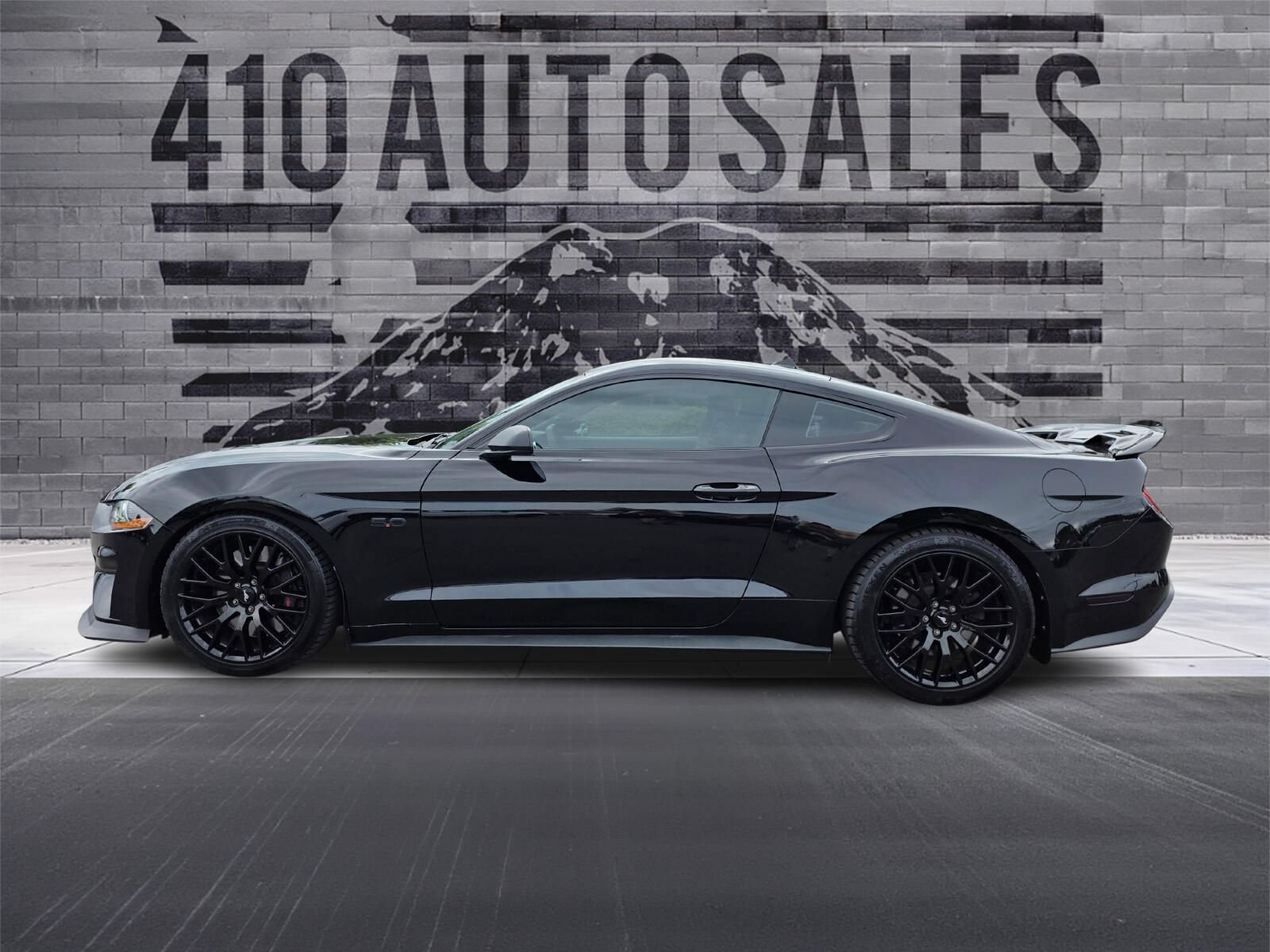 Used 2021 Ford Mustang GT w/ GT Performance Package RWD image 7