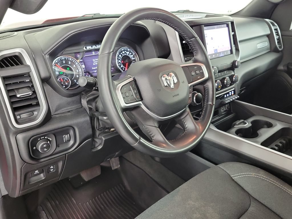 Used 2022 RAM 1500 Big Horn AWD/4WD image 16