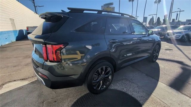 Used 2022 Kia Sorento SX Prestige w/ Rust Color Package image 8
