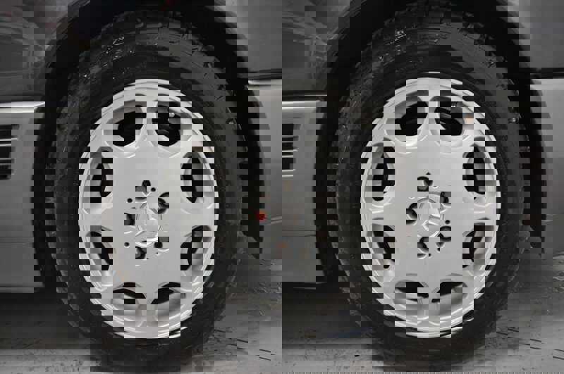 Used 1991 Mercedes-Benz 500 SL image 14