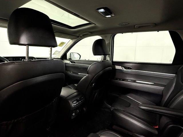 Used 2022 Hyundai Palisade SEL w/ Premium Package FWD image 23