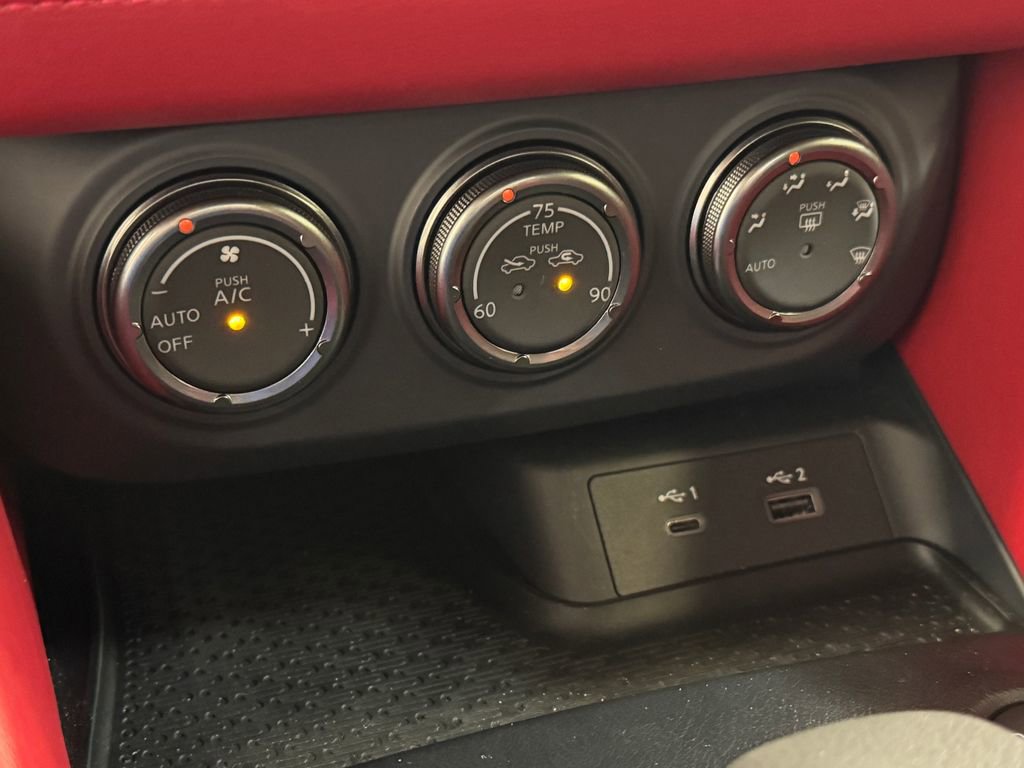 Used 2024 Nissan Z Performance w/ Floor Mat Package RWD image 26