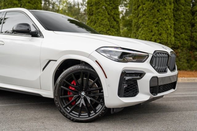 Used 2022 BMW X6 xDrive40i w/ M Sport Package AWD/4WD image 7