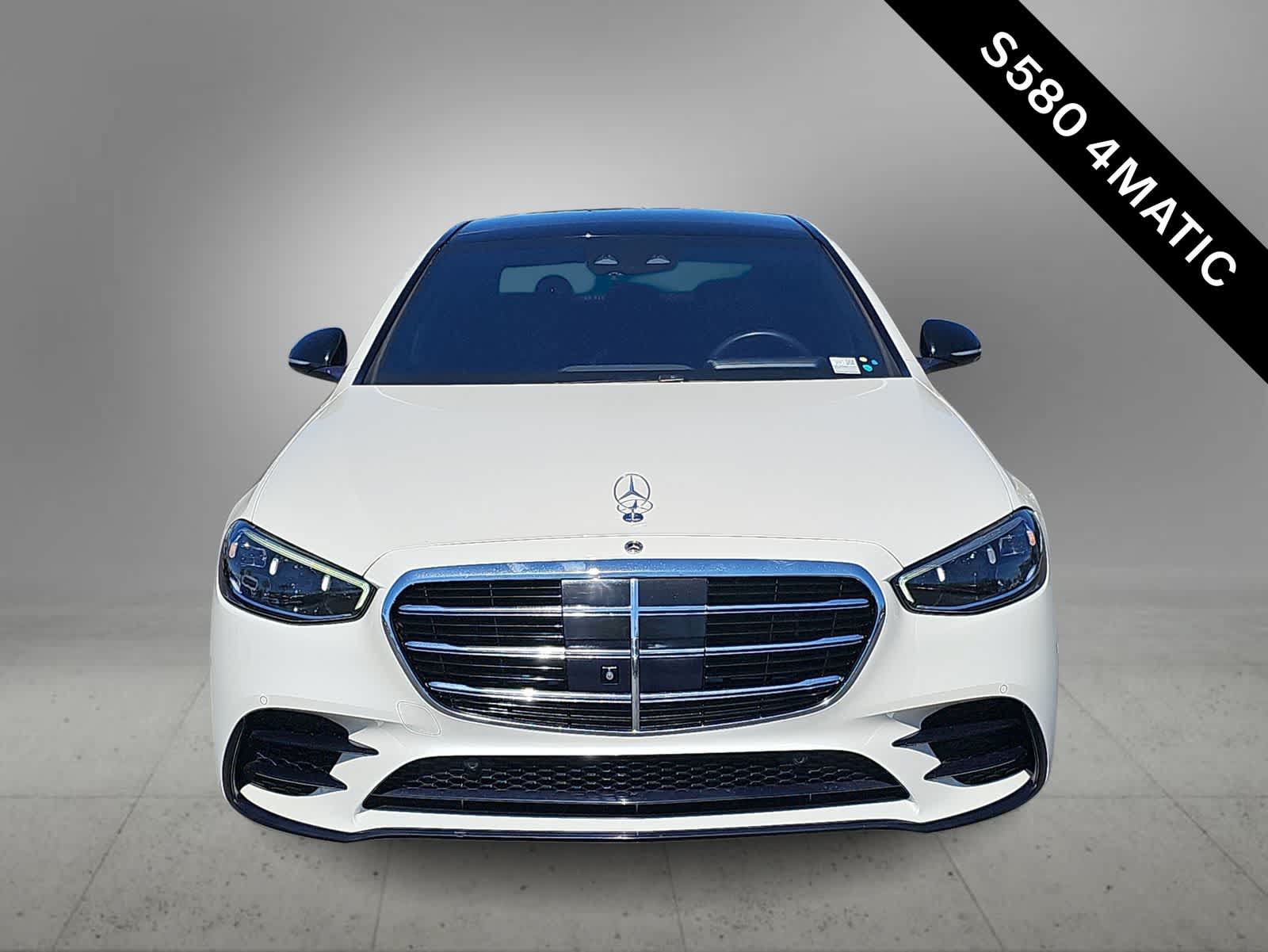 Used 2022 Mercedes-Benz S 580 4MATIC Sedan image 3