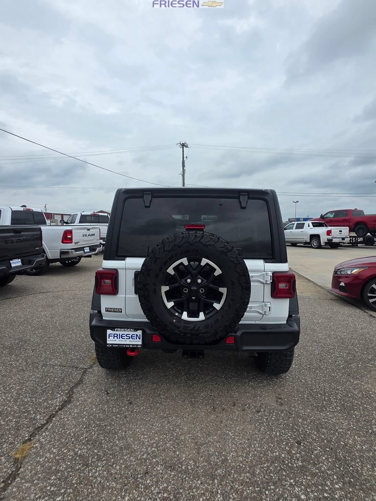 Used 2025 Jeep Wrangler Unlimited Rubicon AWD/4WD image 7