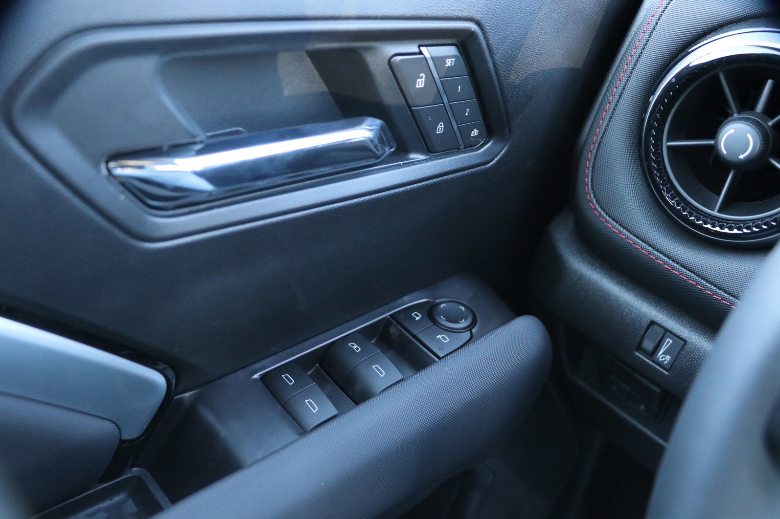 New 2026 Chevrolet Colorado Z71 w/ Z71 Convenience Package 2 image 11