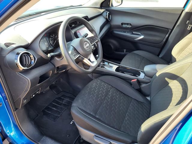 Used 2024 Nissan Kicks SV w/ Interior Electronics Package image 3