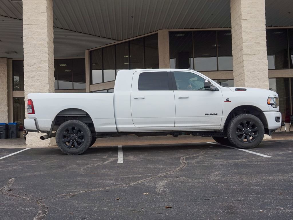 Used 2022 RAM 2500 Big Horn w/ Night Edition image 4