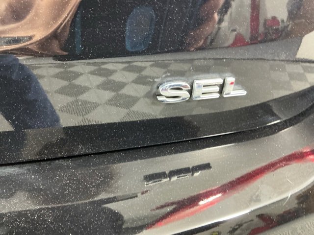 Used 2018 Ford Focus SEL w/ Cold Weather Package image 22