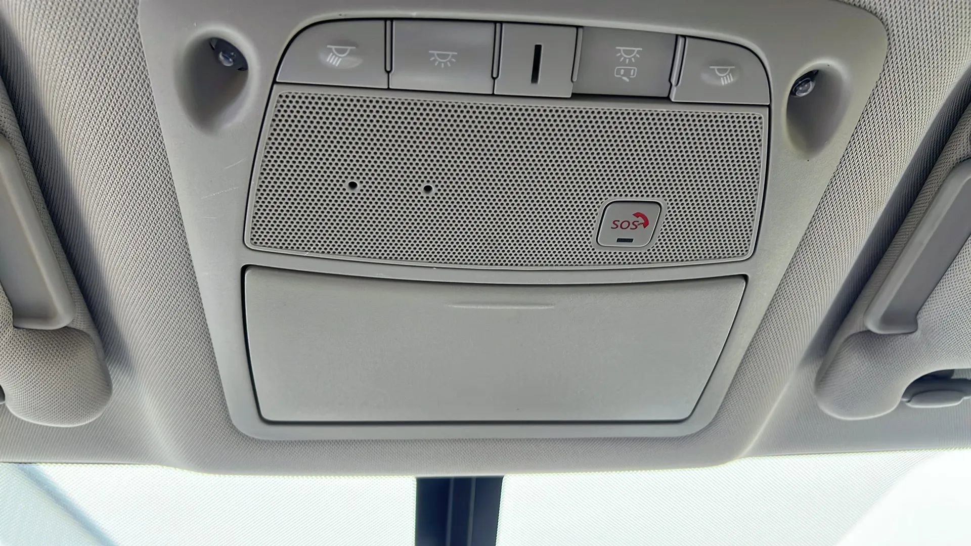 Used 2018 Nissan Pathfinder SL w/ Cargo Package image 24