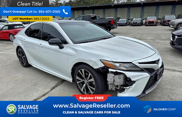 Used 2018 Toyota Camry image 1