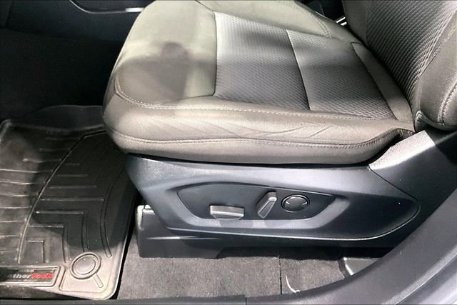 Used 2022 Ford Explorer XLT AWD/4WD image 19